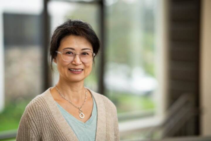 Sociology professor Yan Yu